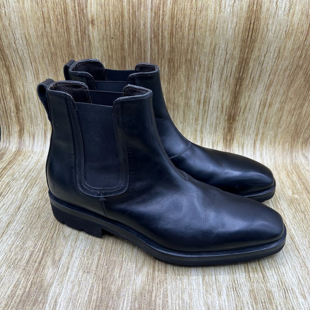 Salvatore Ferragamo Chelsea Boots Men's Size 9 Black Leather Lug Sole 38336